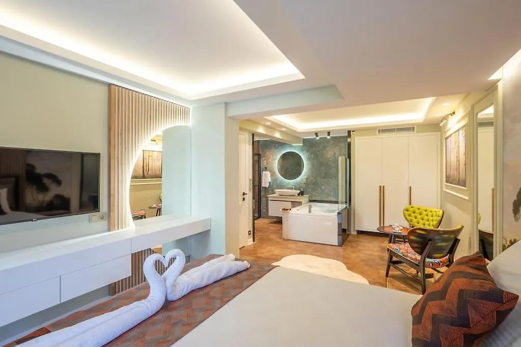 Fethiye Merkezde Jakuzili Lueks Daire - Ocekhomes Meva 0*,  Turquía